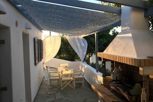 Cycladic Cozy House At Molos