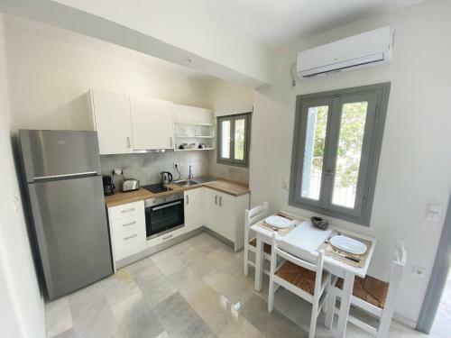 Heart Of Paros Apartments