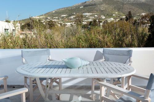 Heart Of Paros Apartments