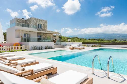 Rosmerta Villa, Chic & Prestigious!