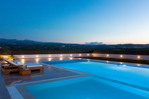 Rosmerta Villa, Chic & Prestigious!