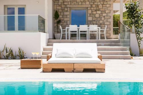 Rosmerta Villa, Chic & Prestigious!