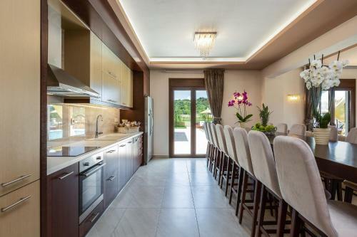 Ino Villa, Unique Group Gatherings!