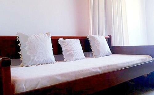 Perdika Stonehouse