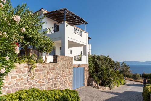 Alexander Villa