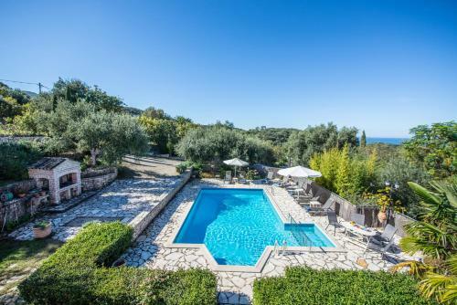 Villa Lenio Perithia Loutses