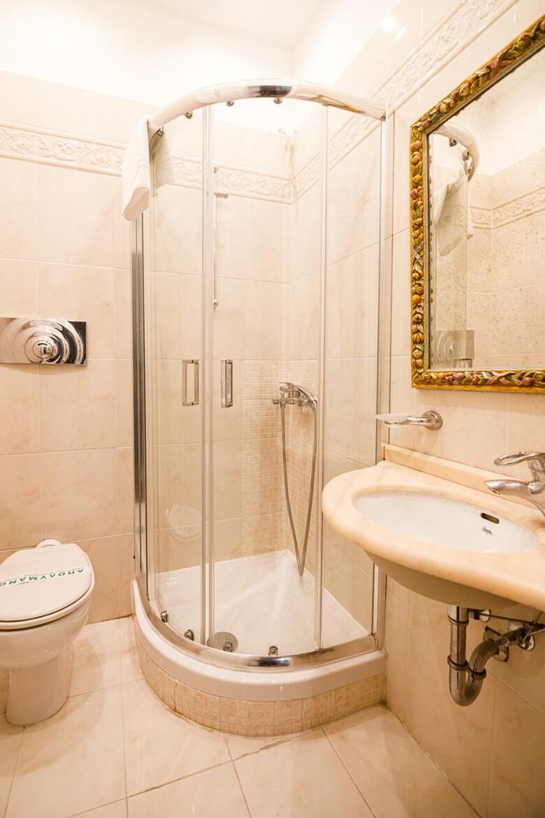 Konstantinos Palaiologos Hotel