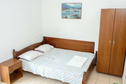 ?pasias Apartments