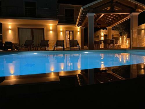 Villa Ozias A Modern,spacious, Swimmig Pool Villa.