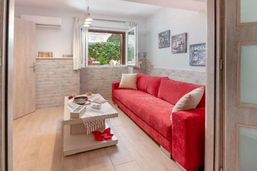 Sweet Home Apartment