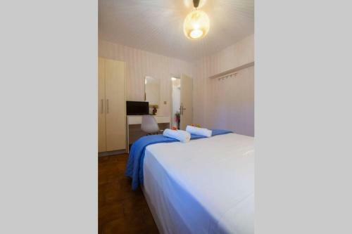 Cozy Apartment In Paxos, Mpogdanatika