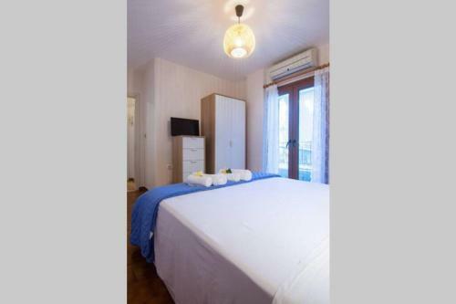 Cozy Apartment In Paxos, Mpogdanatika