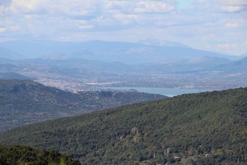 Elatos Country House