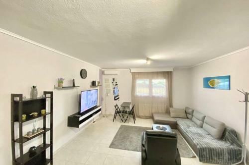 Dc Peraia Apartment