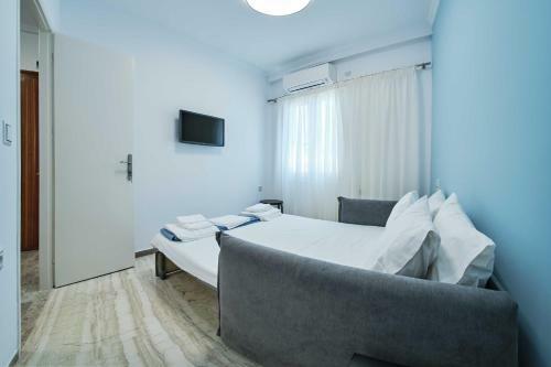 Panos Apartments