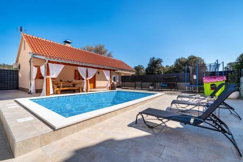 Holiday Home Petra