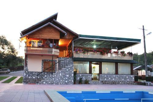 Hostal Pensiunea Lacurile Pastravilor