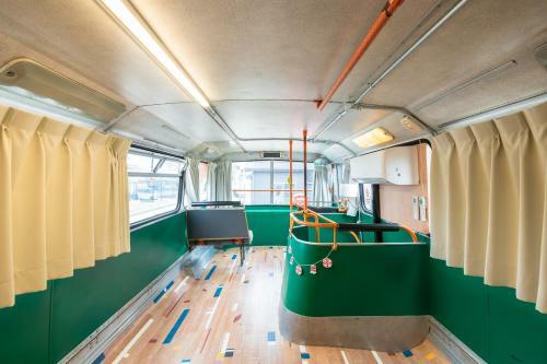 Londonbushotel & Wooddy