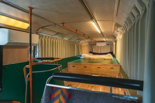 Londonbushotel & Wooddy