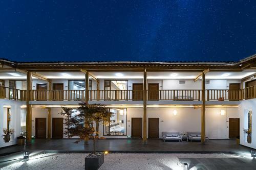 Phoenix Hot Spring Resort