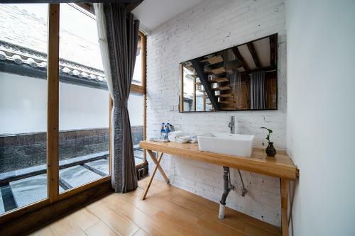 Shuxi Heritage Hotel