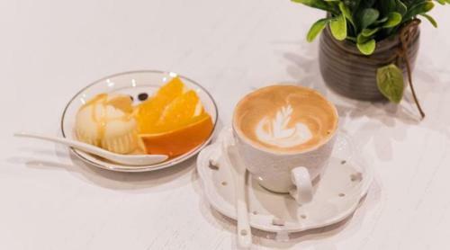 Ibis Urumqi Weixing Square Hotel