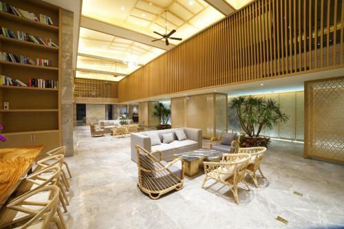 Alamona Hotel & Apartments