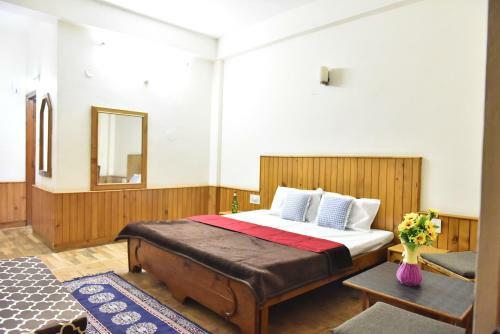 Udaksh House Naggar