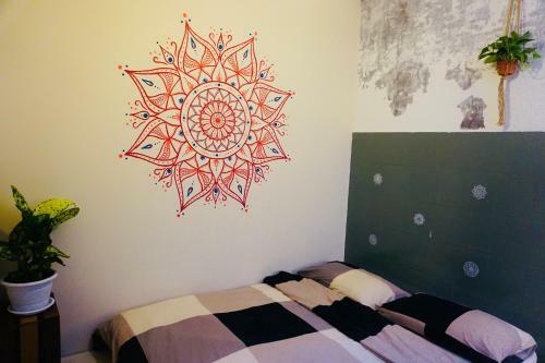 Queen's Hostel