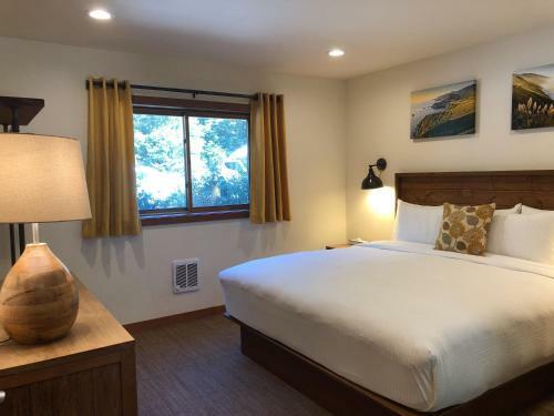 Posada Big Sur River Inn