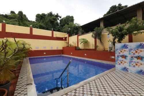 Hotel Sai Swastik Luxury Stay.