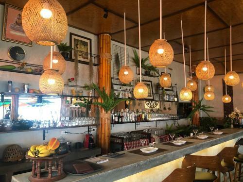 Hotel Deng's Kamala Beach Guesthouse