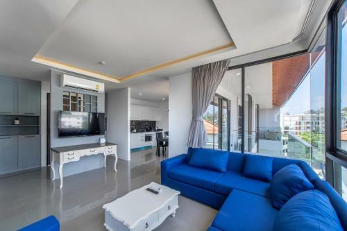 2 Bedroom Apartment Near Surin Beach