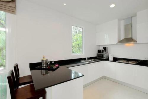 The Park Surin Apartments - Surin Beach