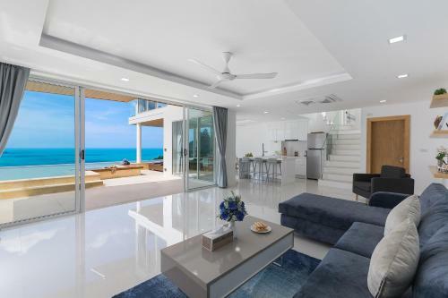 Luxury Ocean View Pool Villa With 4br