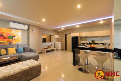 Apartamento Nai Harn Condominium