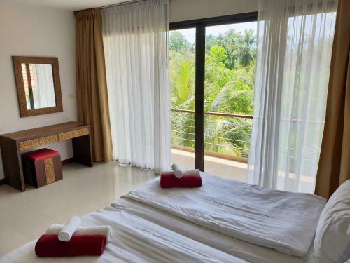 Apartamentos Choeng Mon Garden House 10