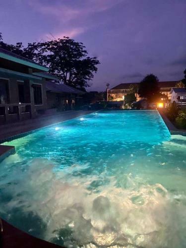 Baan Nai Daeng Villa /baannaidaengvilla