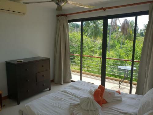 Apartamentos Choeng Mon Garden House 15