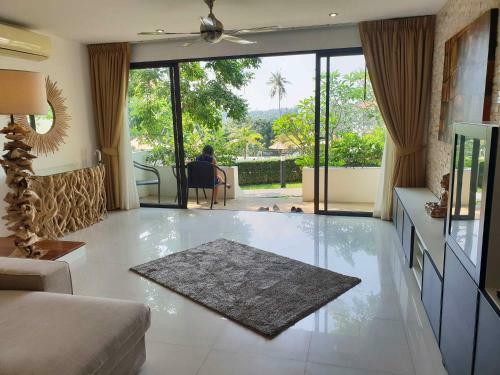 Apartamentos Choeng Mon Garden House 17