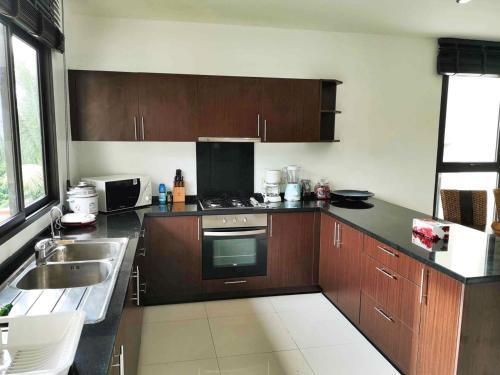 Apartamentos Choeng Mon Garden House 13