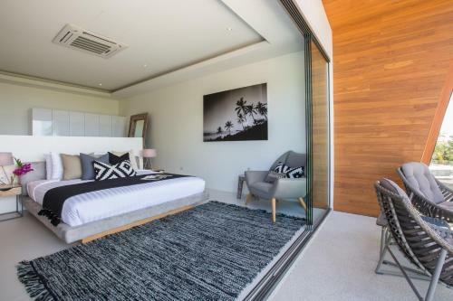 Villa Azure Waters 4bdrm Stunning View