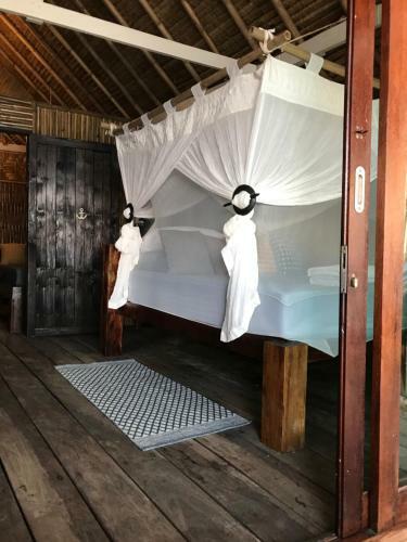 Hotel Forra Pattaya Beach Front Bungalow