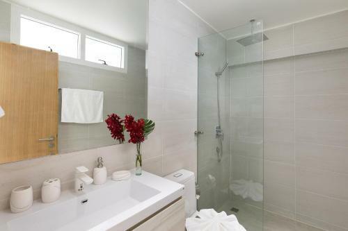 3br-ocean Views & Private Pool Villa High Ark
