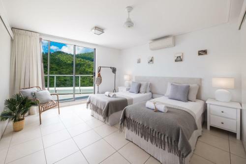 What A View - 2 Bedroom Apartment