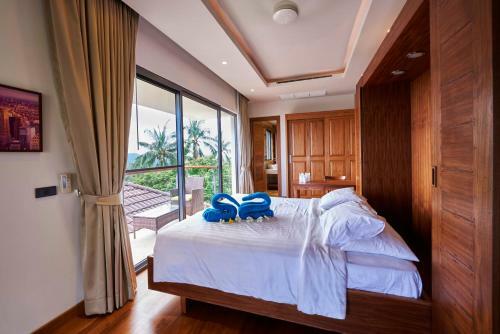 5 Bedroom Seaview Villa Lamai