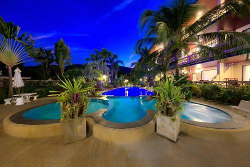 Hotel Aumpai Luxury