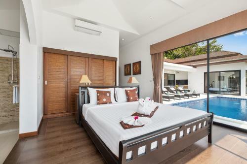 Sunny Banks - Omicron Promo - Modern Sea View 4 Bed Pool Villa