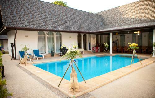 Villa Chalong Palm Residence