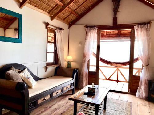 Hotel Castaway Beach Bungalows